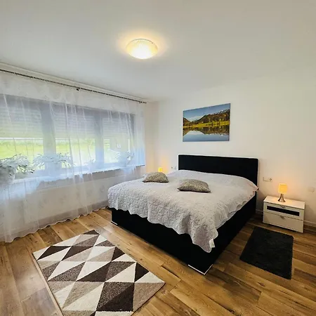 Haus-elena-wohnung-7b * Bestwig